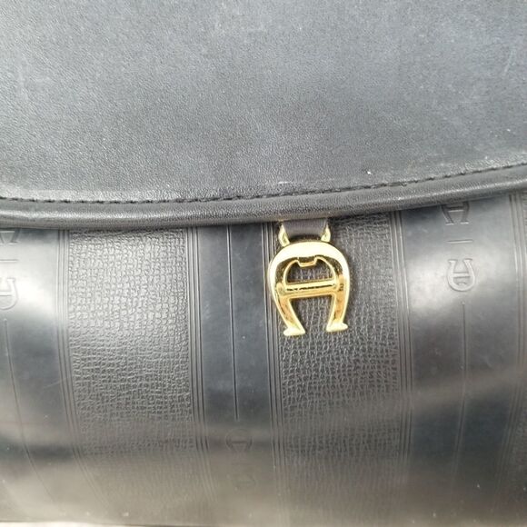 Etienne Aigner Black Vinyl Crossbody Bag - Picture 4 of 9